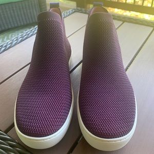 Rothy‘s The Chelsea Boot Barry (burgundy) Lattice Size 9